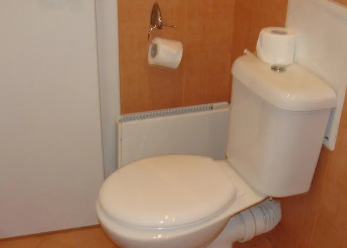 Berlin Golden Golden Sands